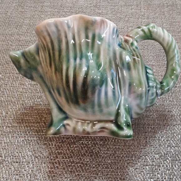 Shell Creamer - Picture 2 of 6